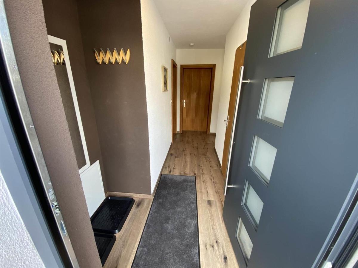 Ferienwohnung Willi 쉬룬즈 객실 사진